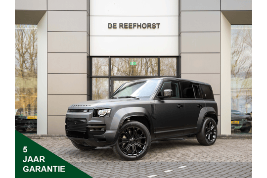 Land Rover Defender 110 4.4 P635 110 OCTA BLACK
