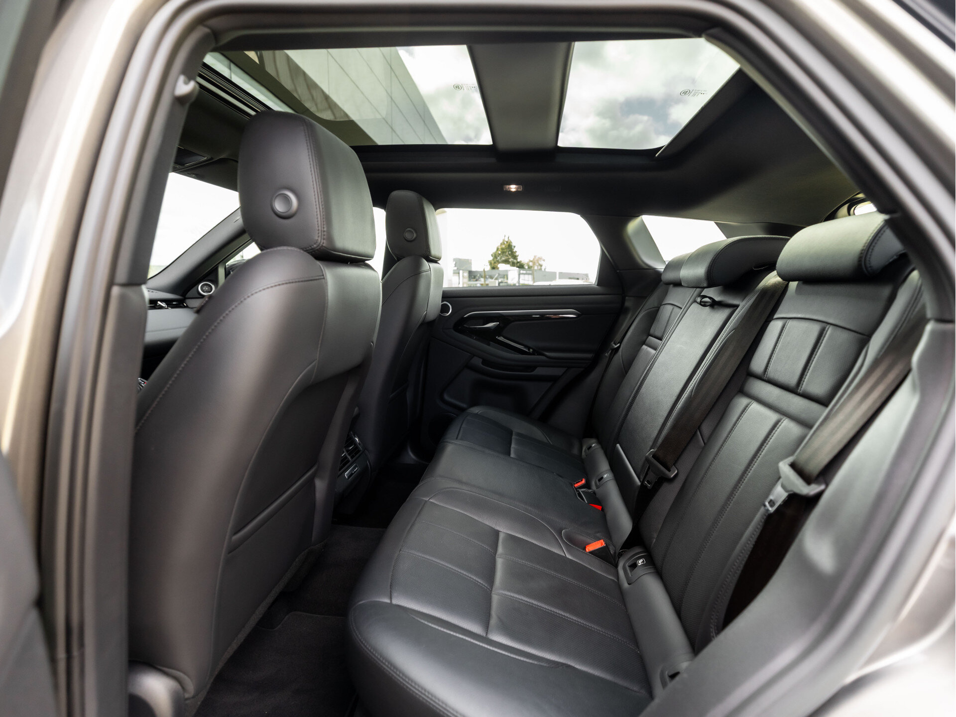 Land Rover Range Rover Evoque P300e AWD R-Dynamic SE - Afbeelding 5