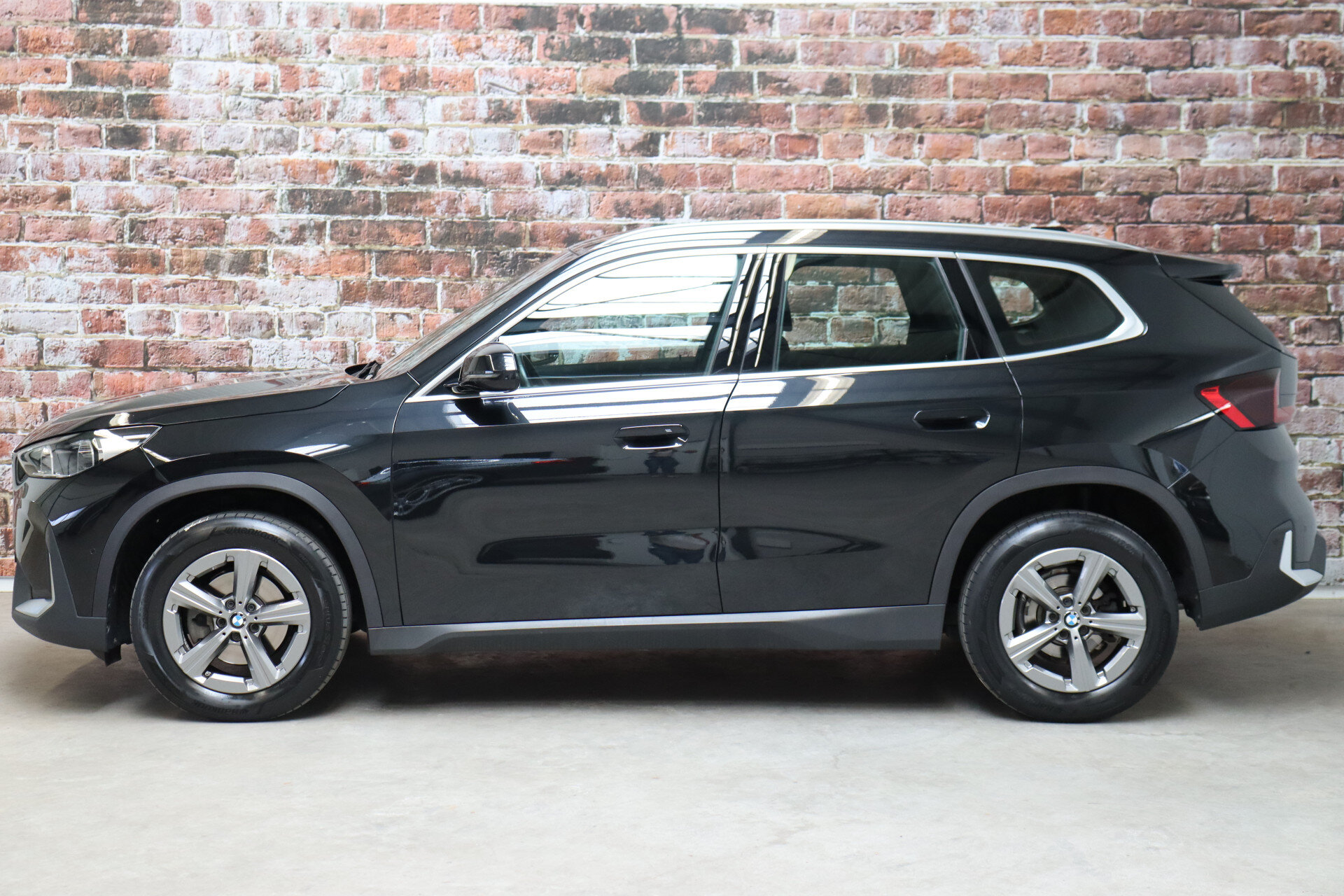 BMW X1 sDrive18i High Executive Automaat - Afbeelding 3