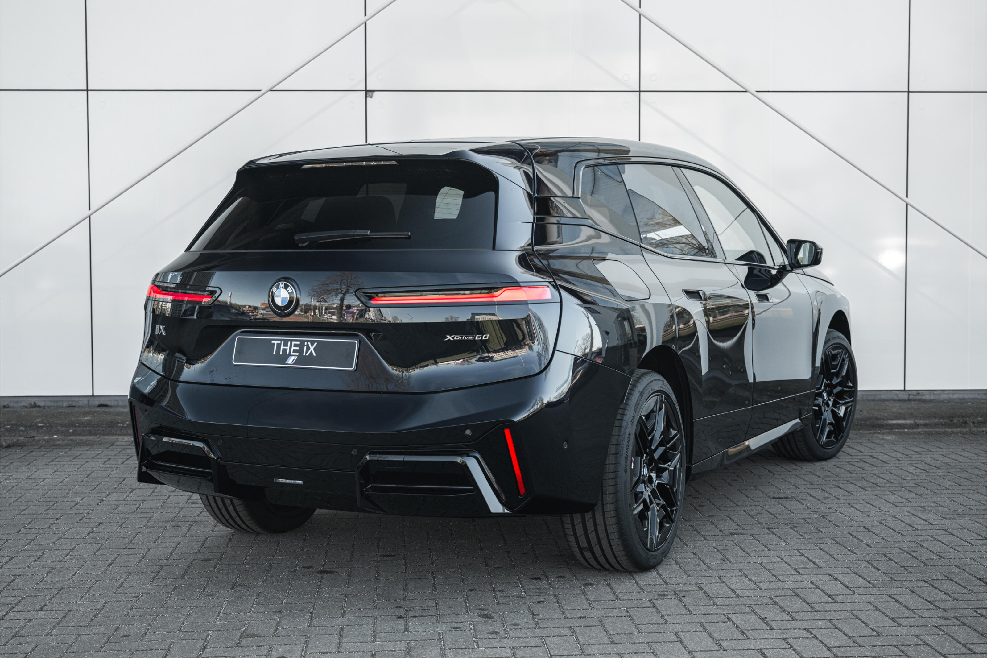 BMW iX xDrive60 M Sport
