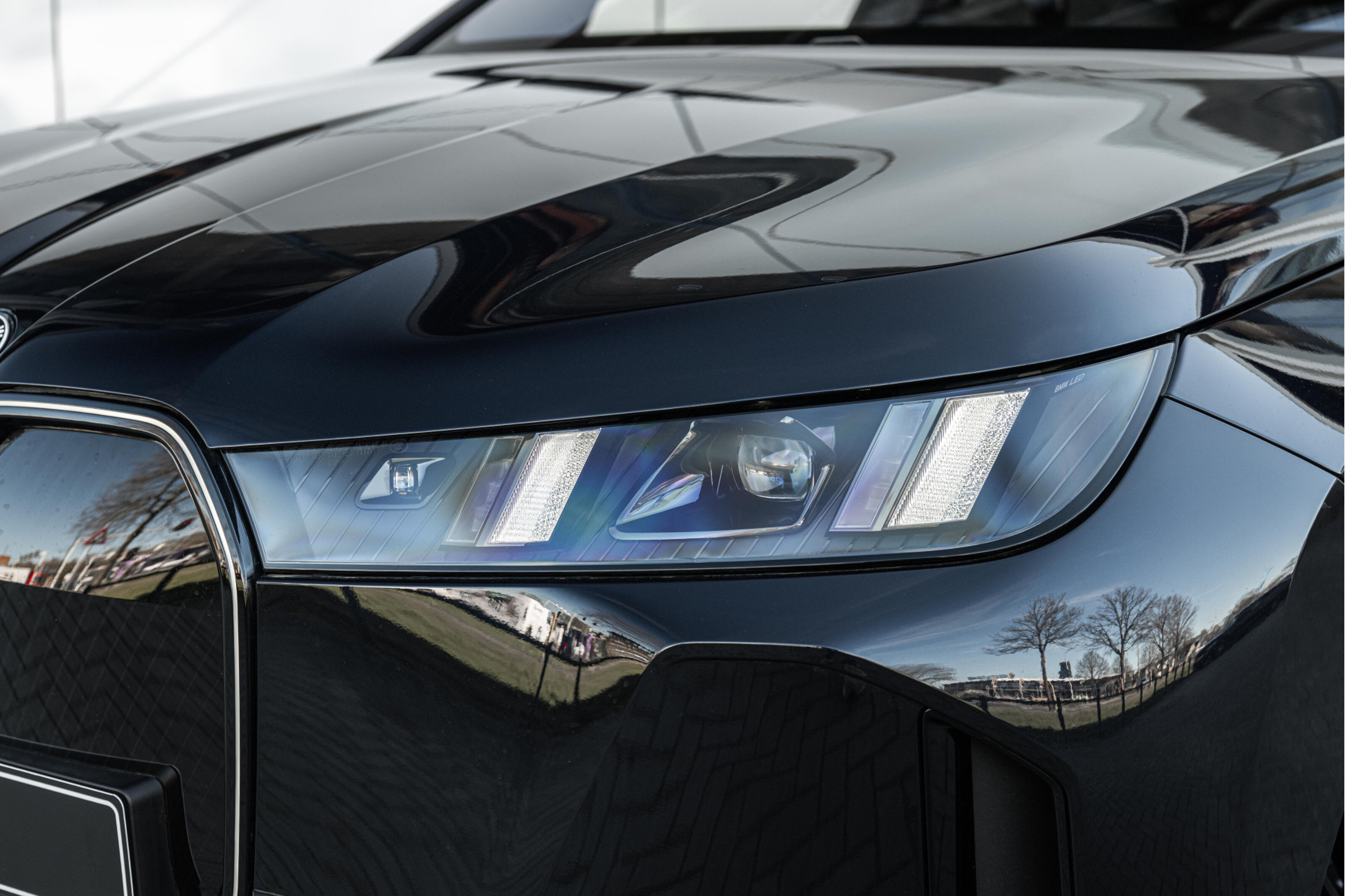 BMW iX 6