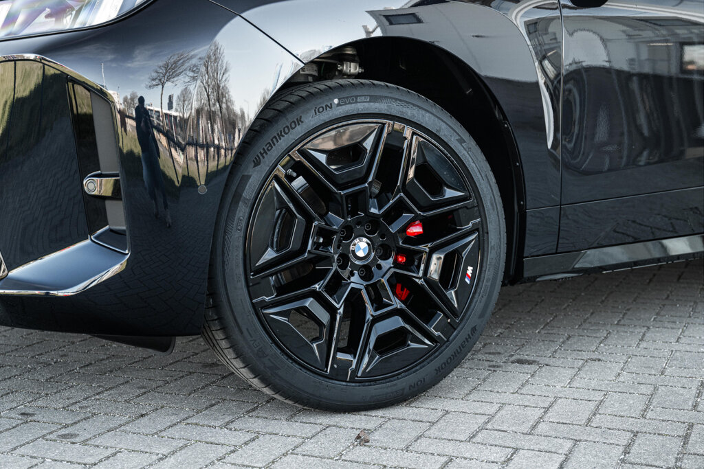 BMW iX 7