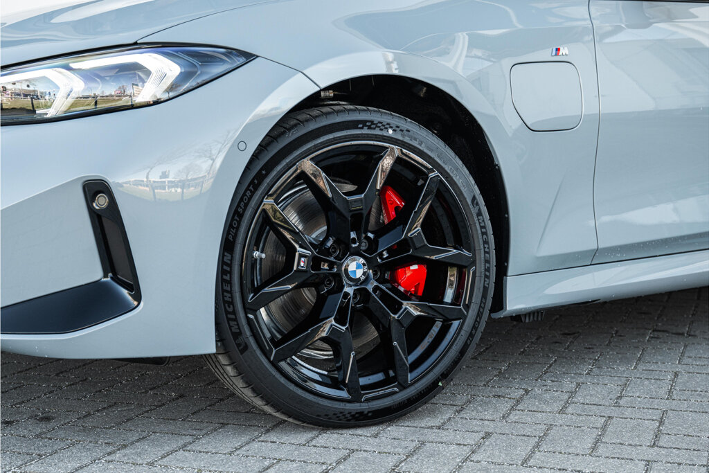 BMW 3 Serie 8