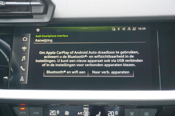 Apple Carplay/Android Auto