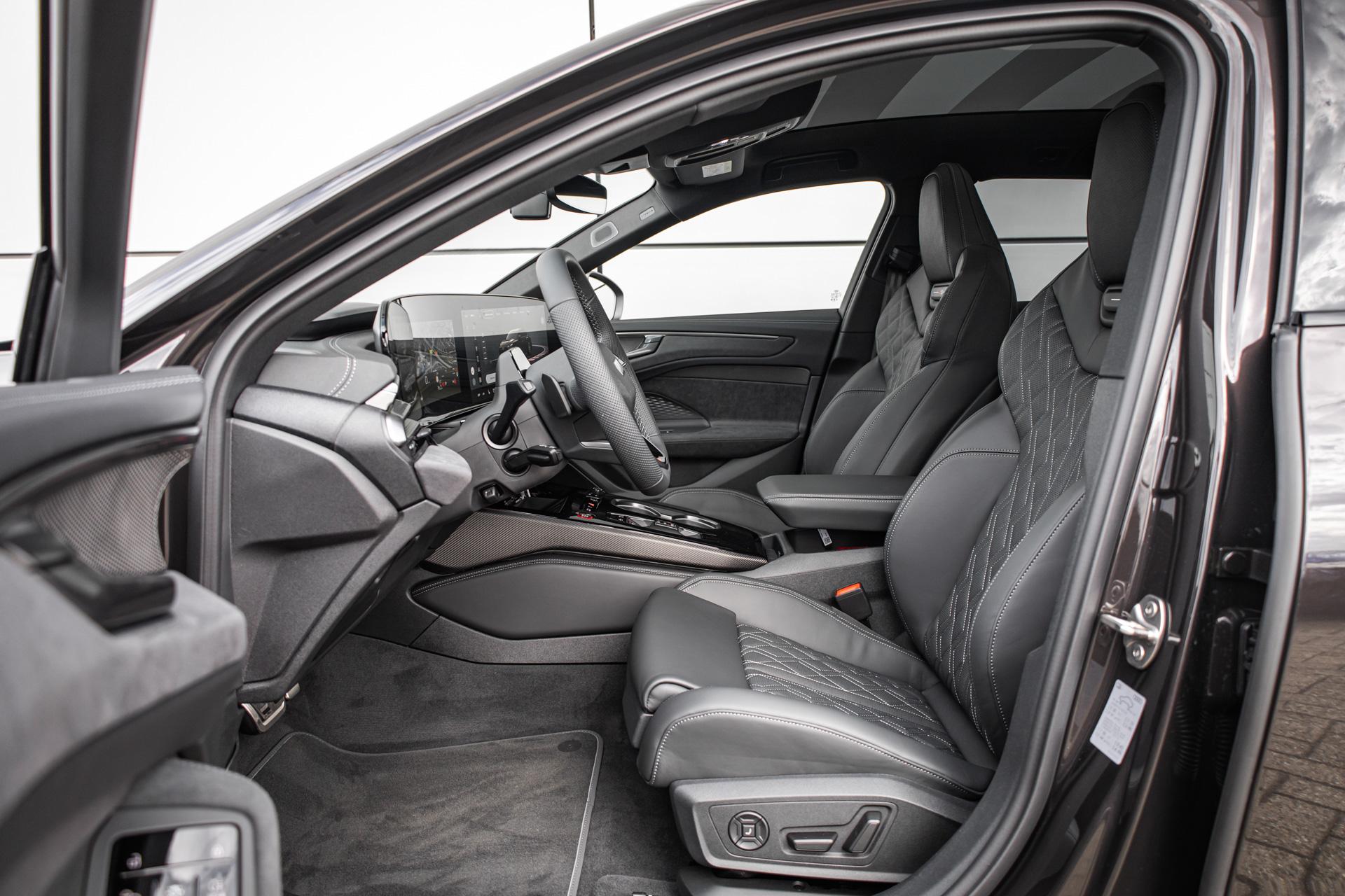 Audi A6 Avant 2.0 e-hybrid 367pk quattro S edition Competition - Afbeelding 4