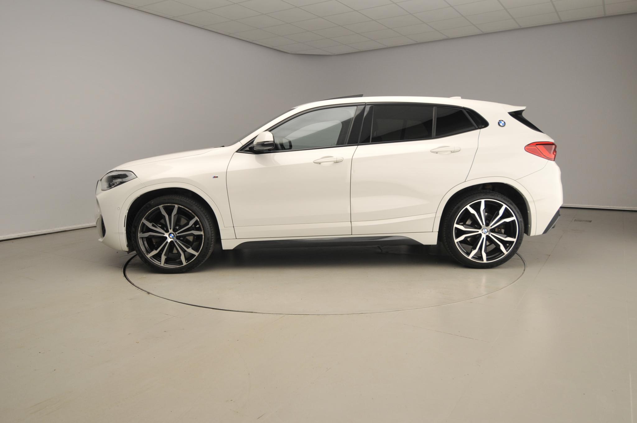 BMW X2 sDrive20i High Executive - Afbeelding 2