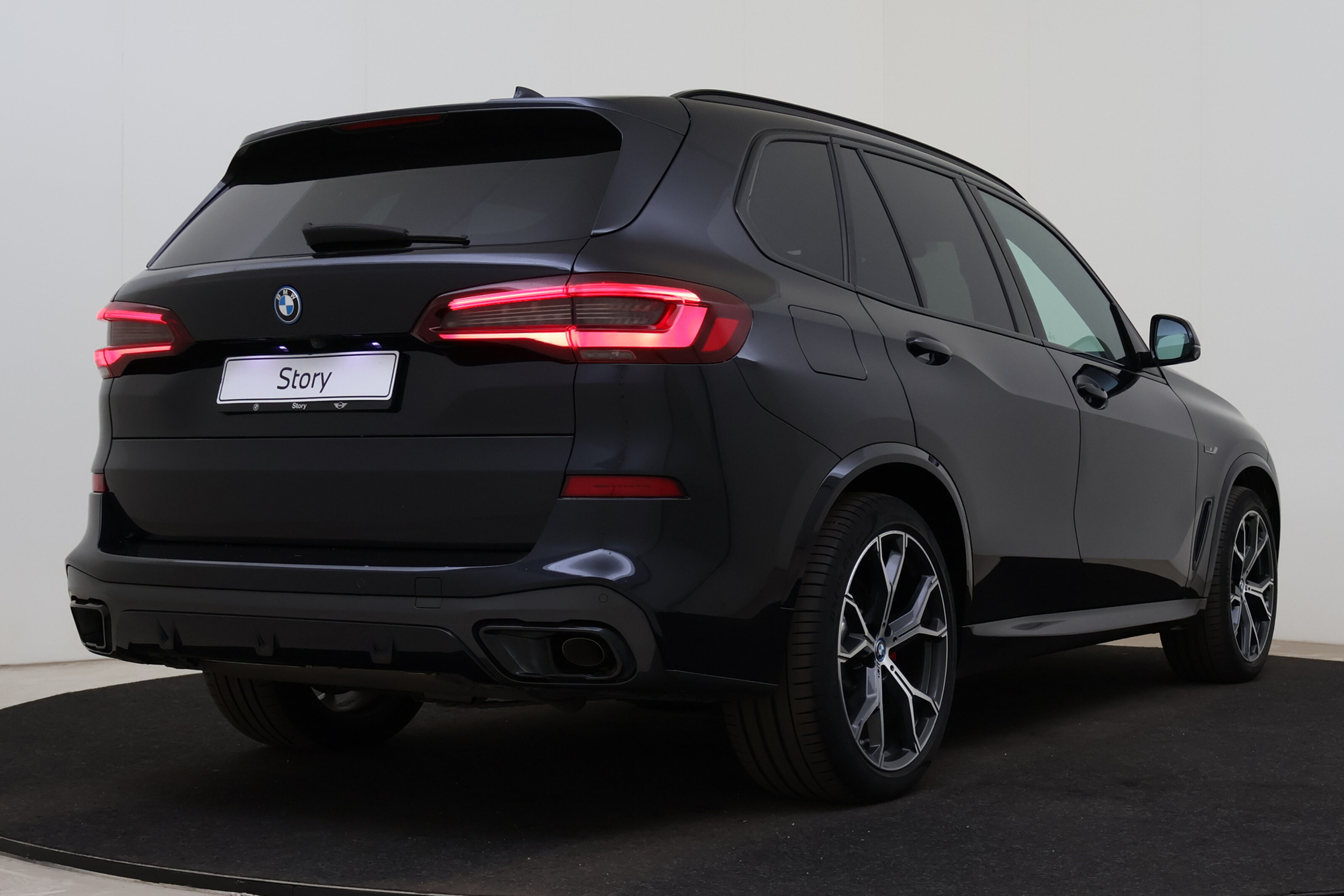 BMW X5 xDrive45e High Executive M Sport Automaat