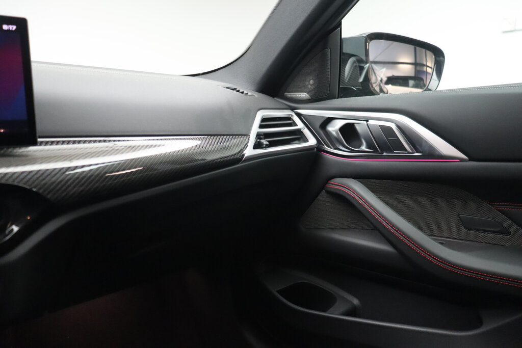 BMW M4 40