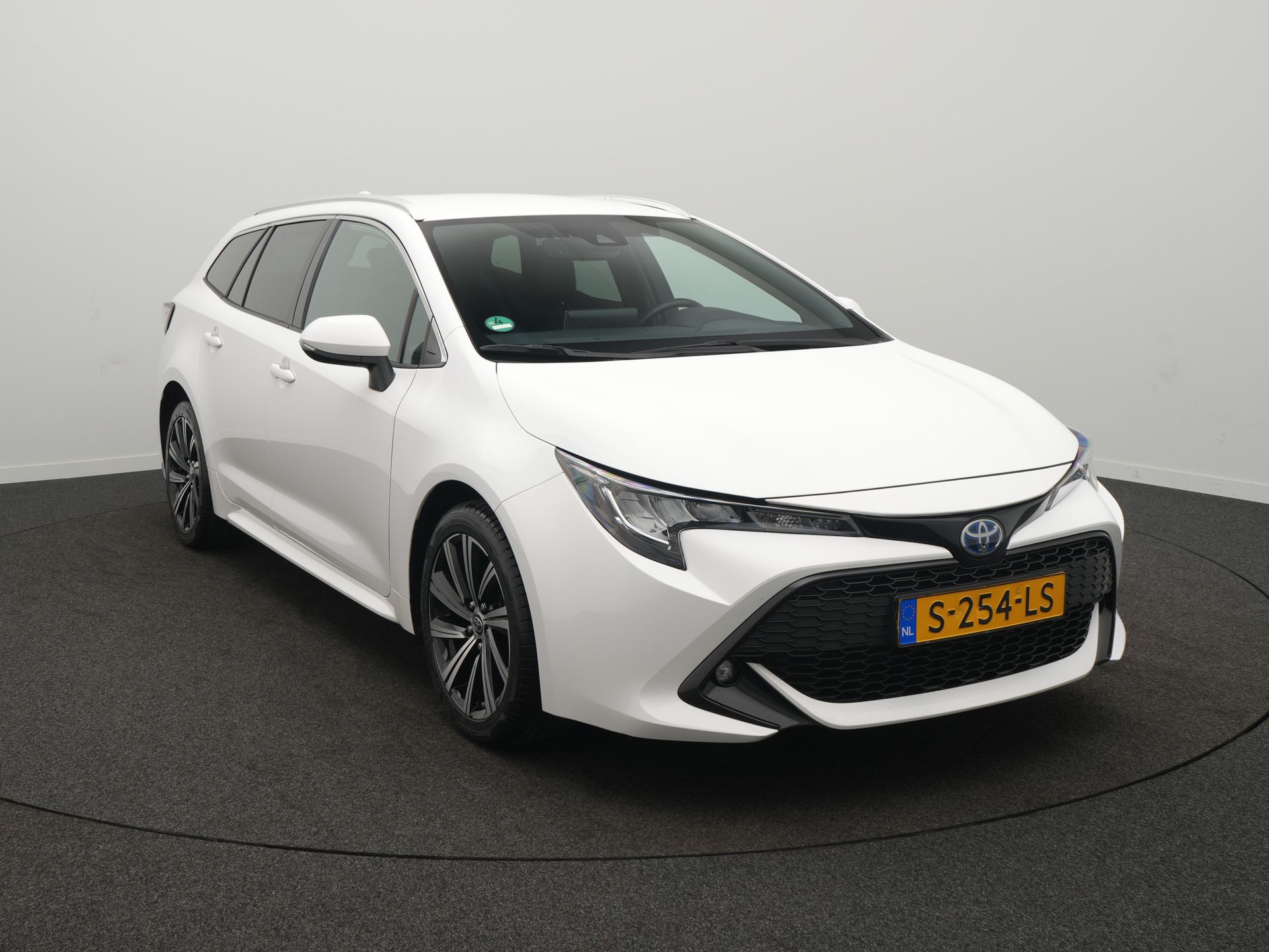 Toyota Corolla Touring Sports 1.8 Hybrid Dynamic - Afbeelding 2