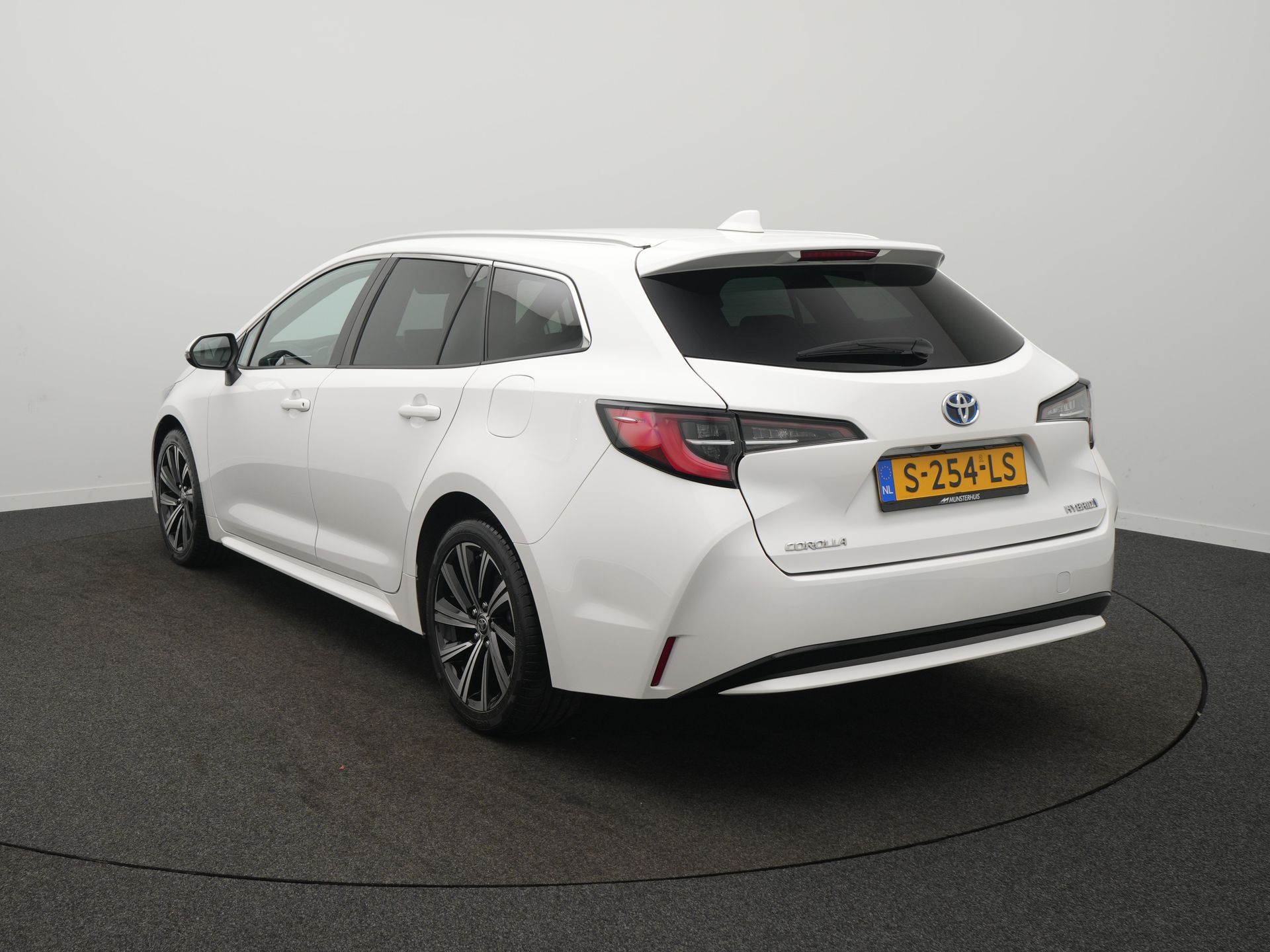 Toyota Corolla Touring Sports 1.8 Hybrid Dynamic - Afbeelding 3