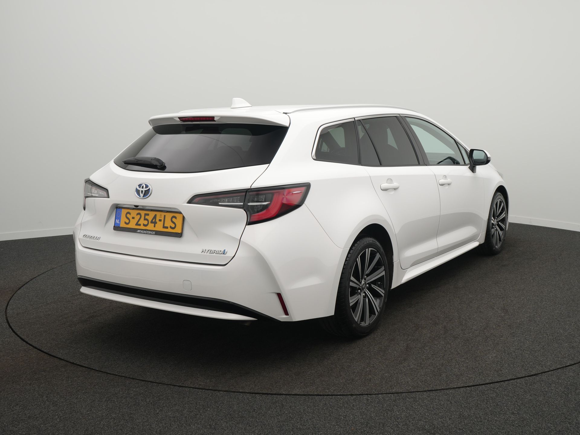 Toyota Corolla Touring Sports 1.8 Hybrid Dynamic - Afbeelding 4