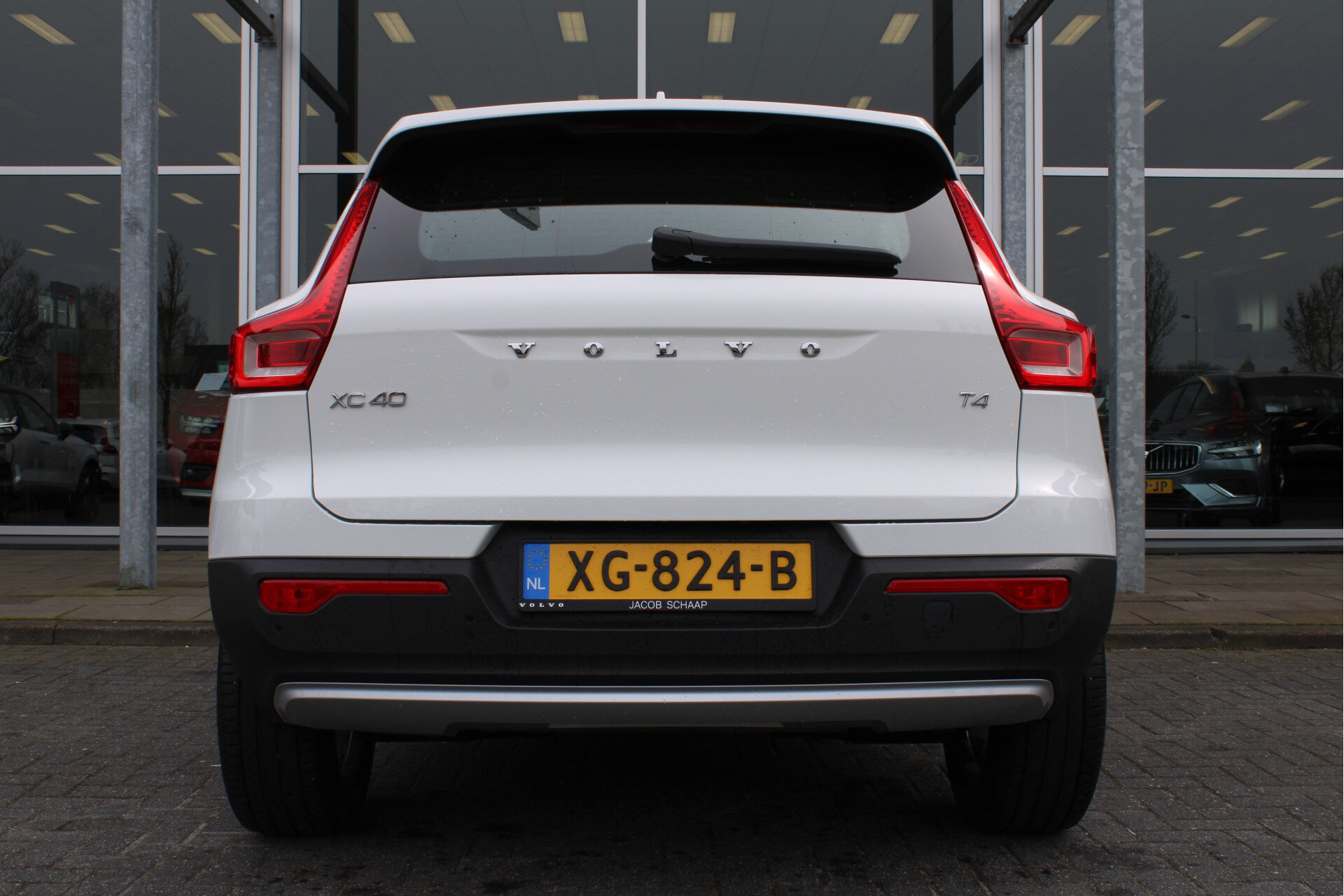 Volvo XC40 T4 191PK Automaat Momentum - Afbeelding 5