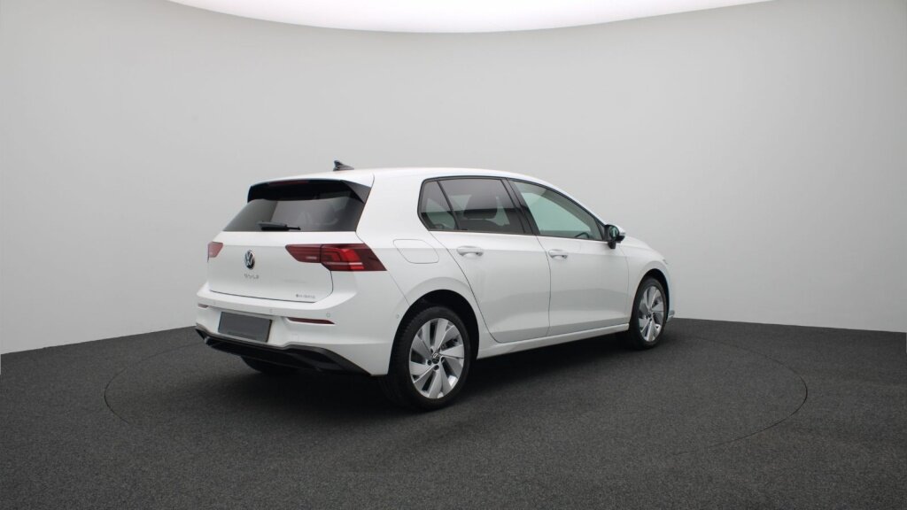 Volkswagen Golf 1.5 eHybrid Life Edition 204PK DSG Navi via Apple Carplay/Androi - Afbeelding 3