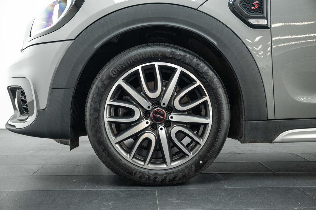 MINI Countryman 16