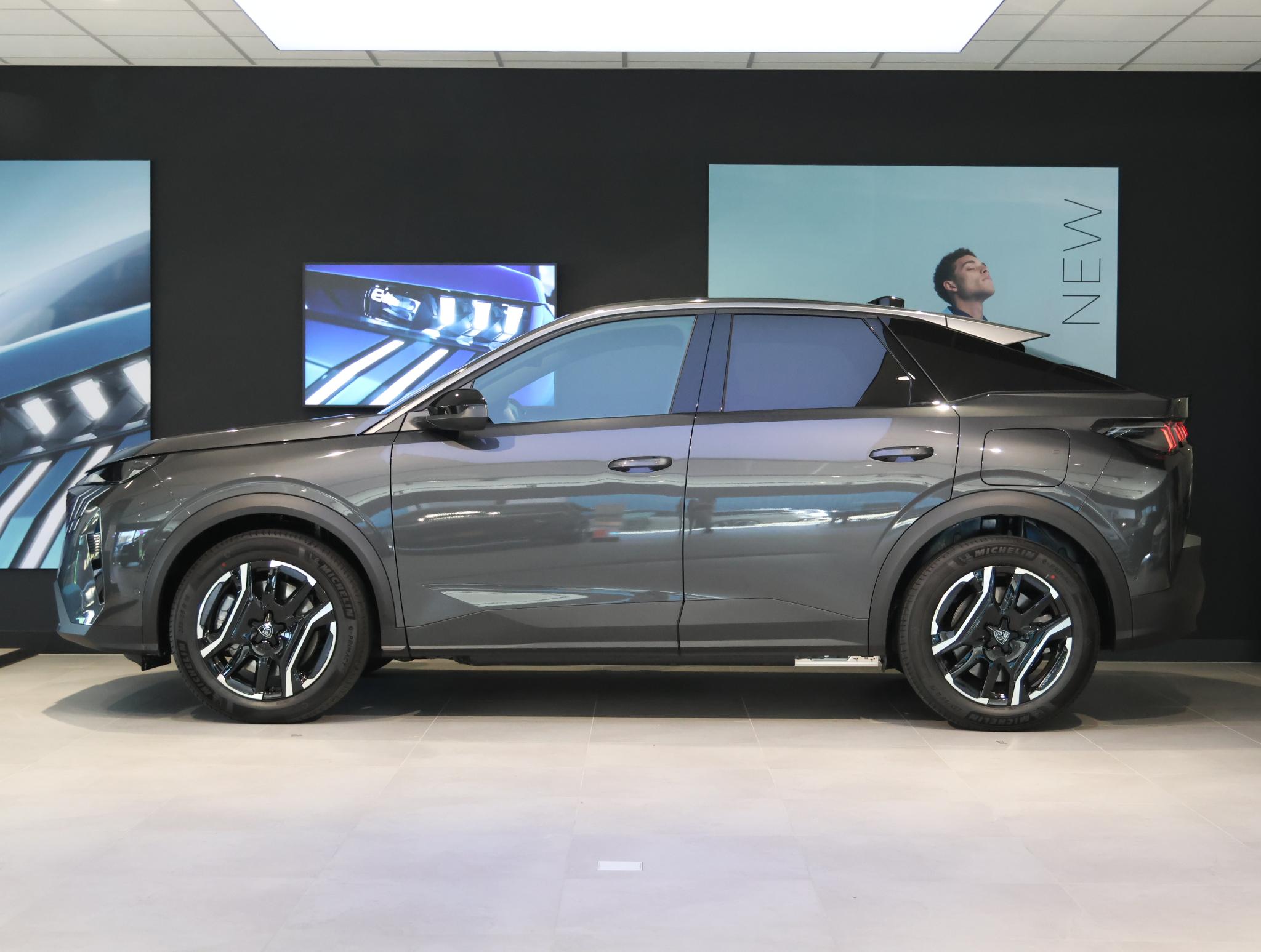 Peugeot e-3008 SUV Allure Avantage 210 73 kWh - Afbeelding 2