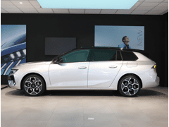 Opel Astra Sports Tourer Ultimate Plug-in Hybrid 195 pk Automaat - Afbeelding 2