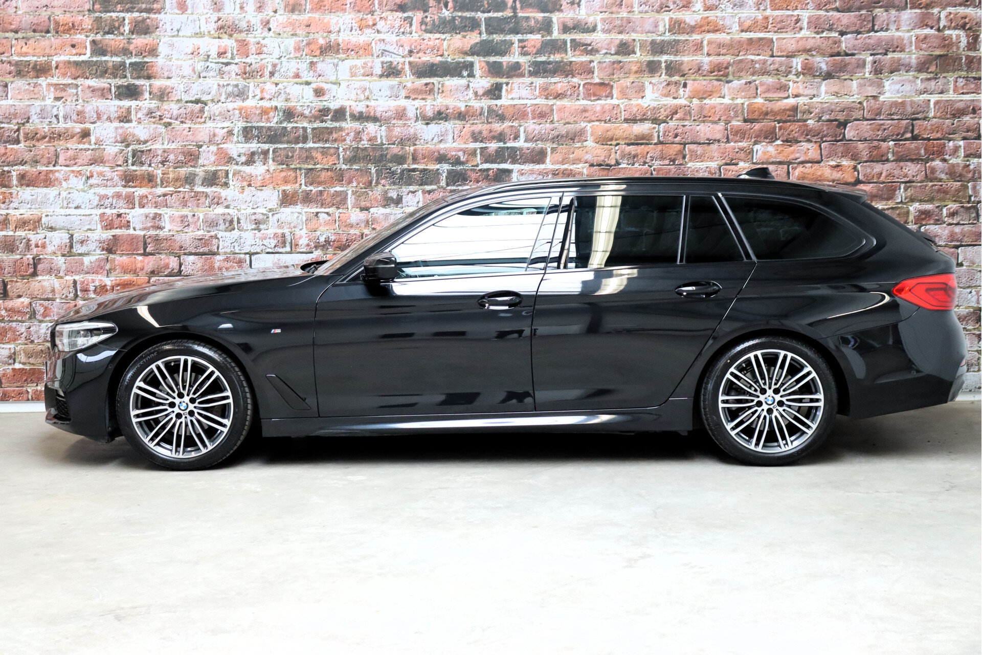 BMW 5 Serie Touring 520i High Executive M Sport Pakket Automaat - Afbeelding 3