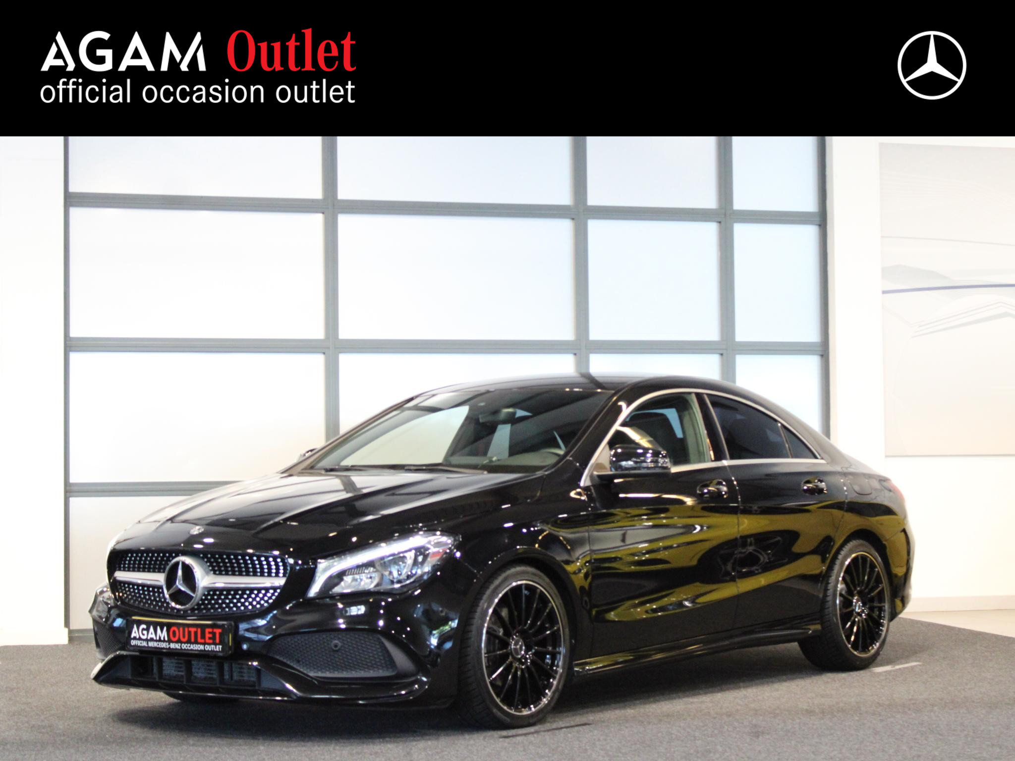 Mercedes-Benz CLA Coupé 180 Business Solution AMG