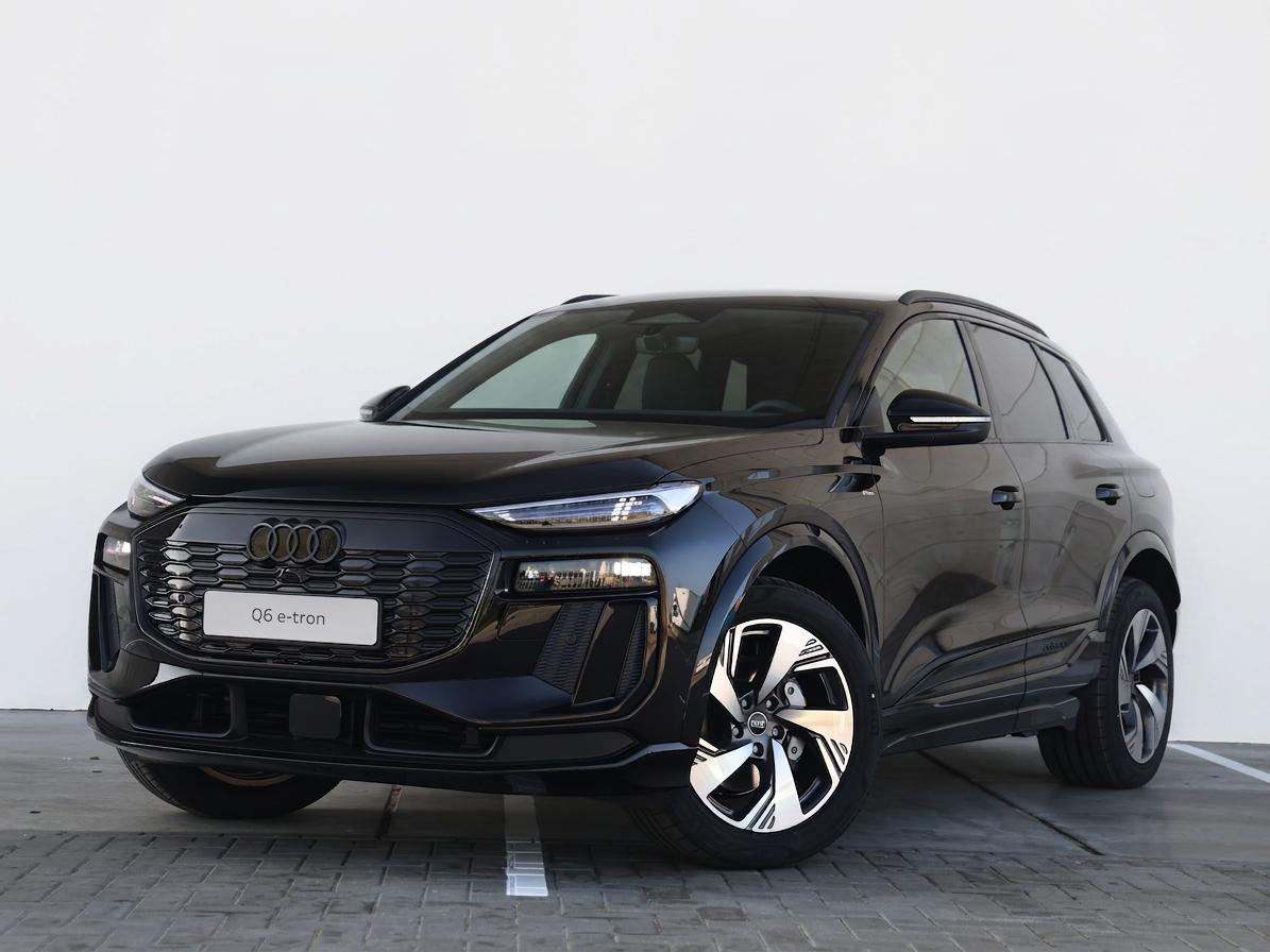 Audi Q6 e-tron S edition | 83Kwh | 252 PK SUV