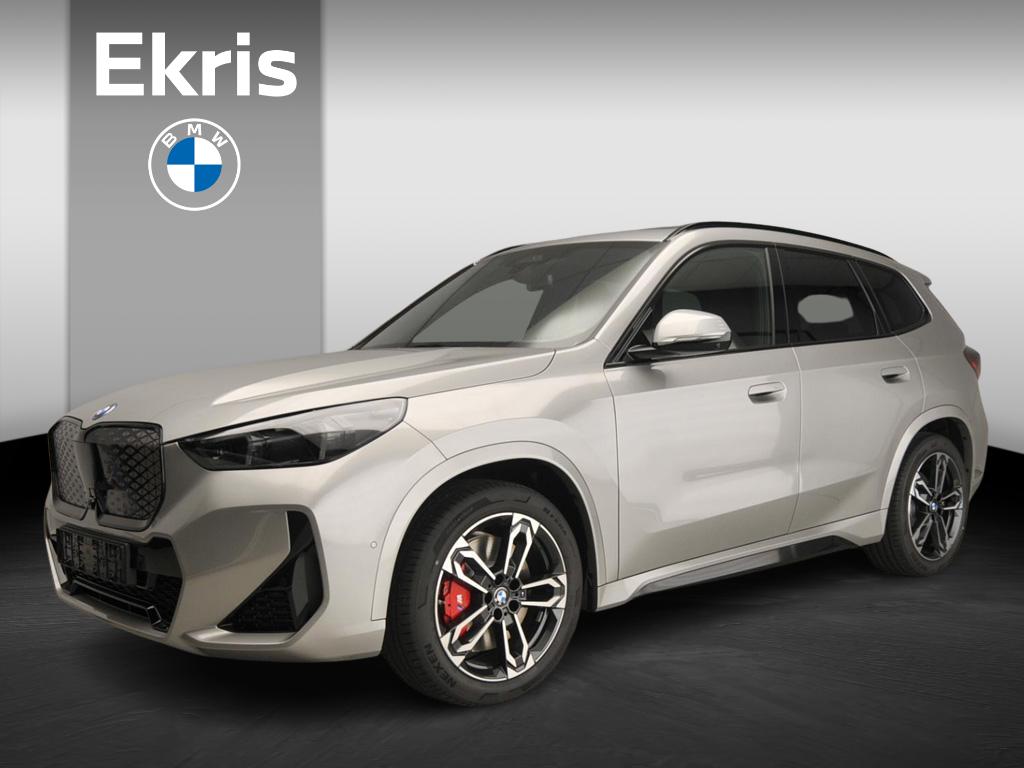 BMW iX1 eDrive20 - Afbeelding 1