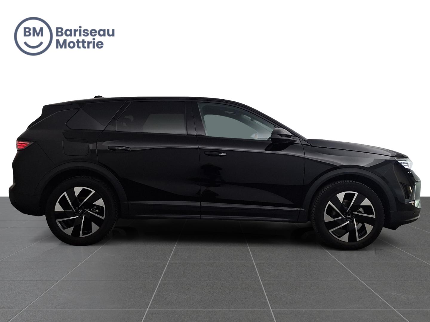 Opel Grandland NEW GRANDLAND GS-LINE AUTOMAAT*CARPLAY*DAB*GPS*ZETEL STUURVERWARMING*360°CAMERA SENSOREN* - Afbeelding 3