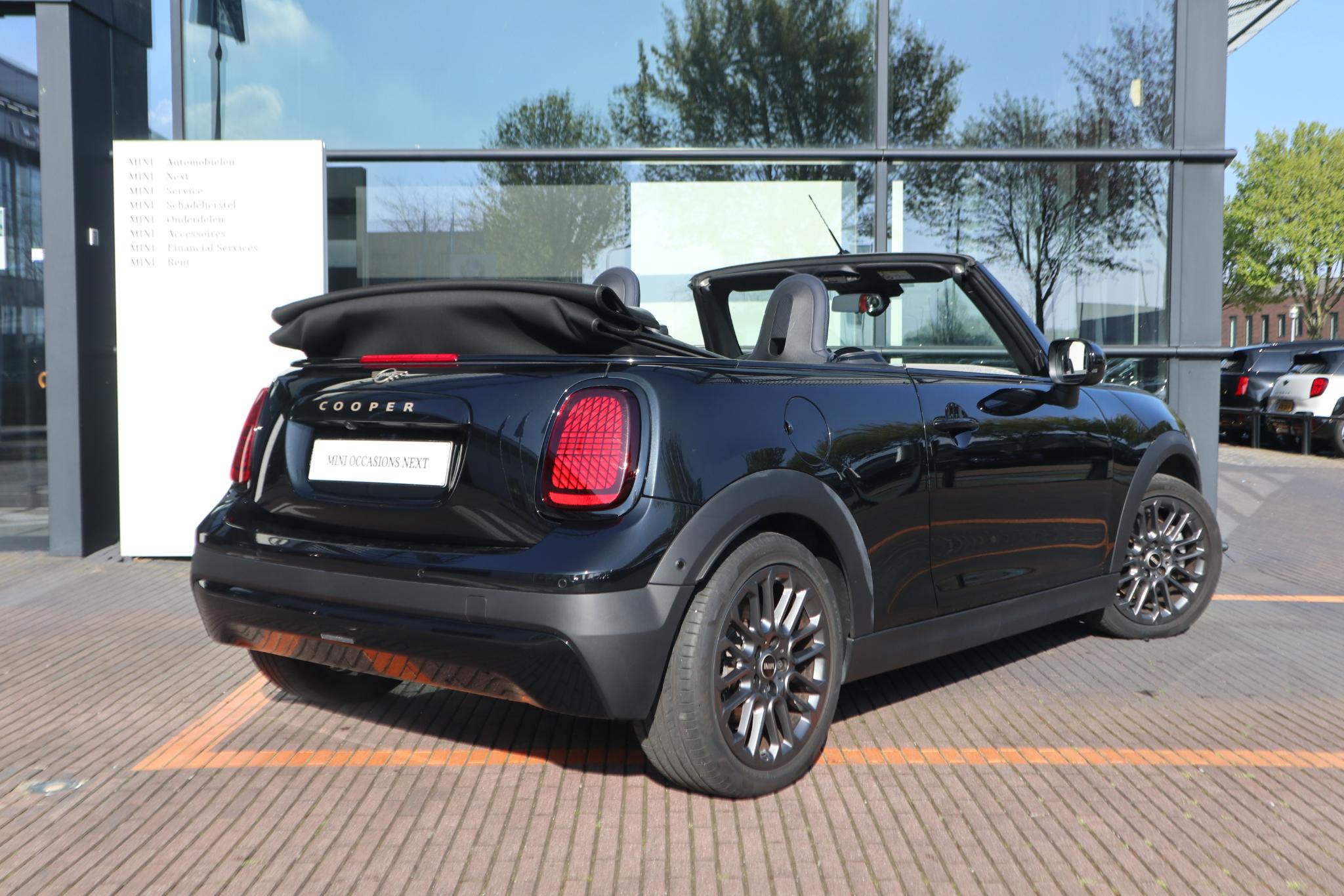 MINI Cabrio Cooper C - Afbeelding 2
