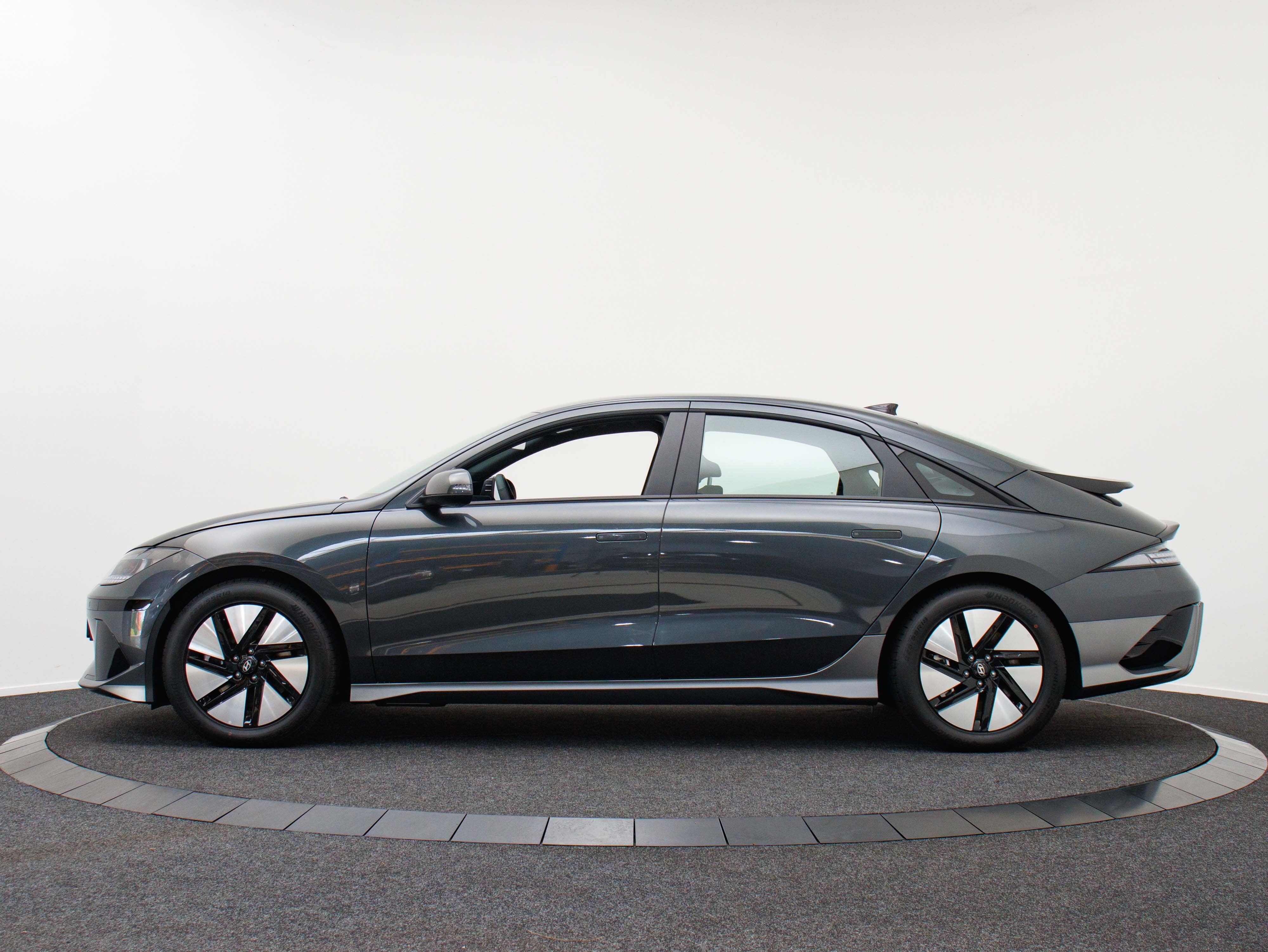 Hyundai IONIQ 6 77,4 kWh RWD Style Automaat - Afbeelding 5
