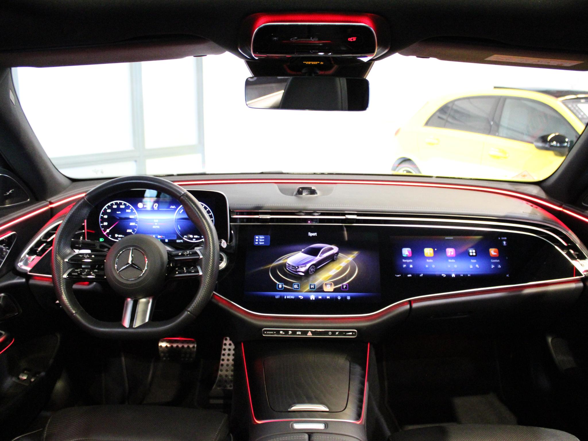 Mercedes-Benz E-Klasse Limousine 300 e AMG Line - Afbeelding 3