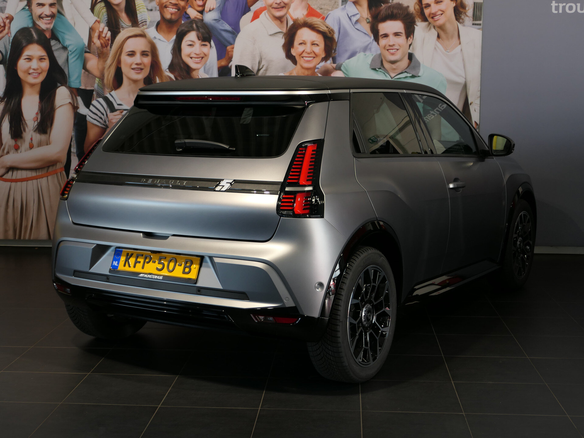 Renault 5 comfort range Roland-Garros 52 kWh - Occasion Lease vanaf €609 p/m - - Afbeelding 3