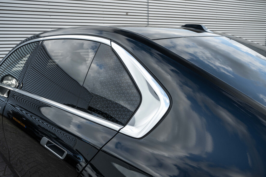 BMW i7 40