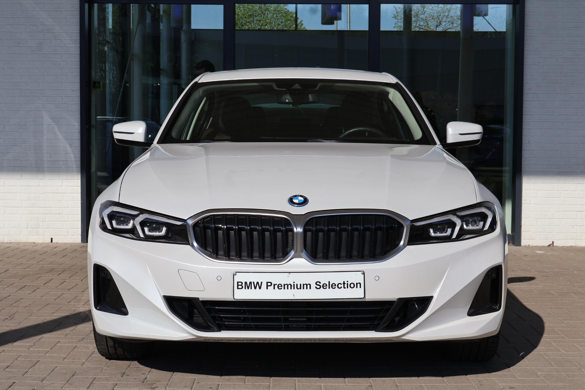BMW 3 Serie Sedan 320e - Afbeelding 3