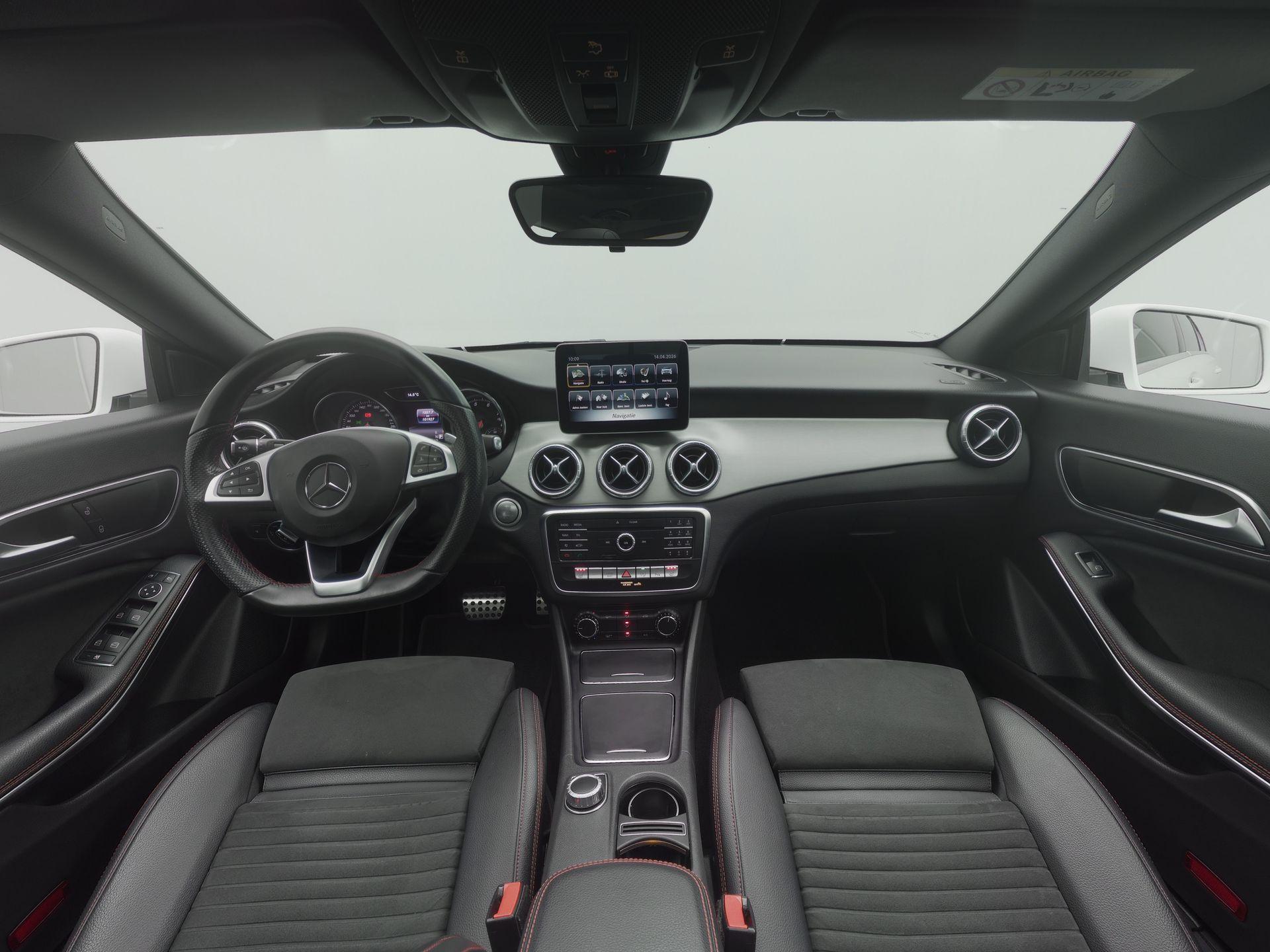 Mercedes-Benz CLA Shooting Brake AMG 180 Business Solution 122 PK - Afbeelding 4