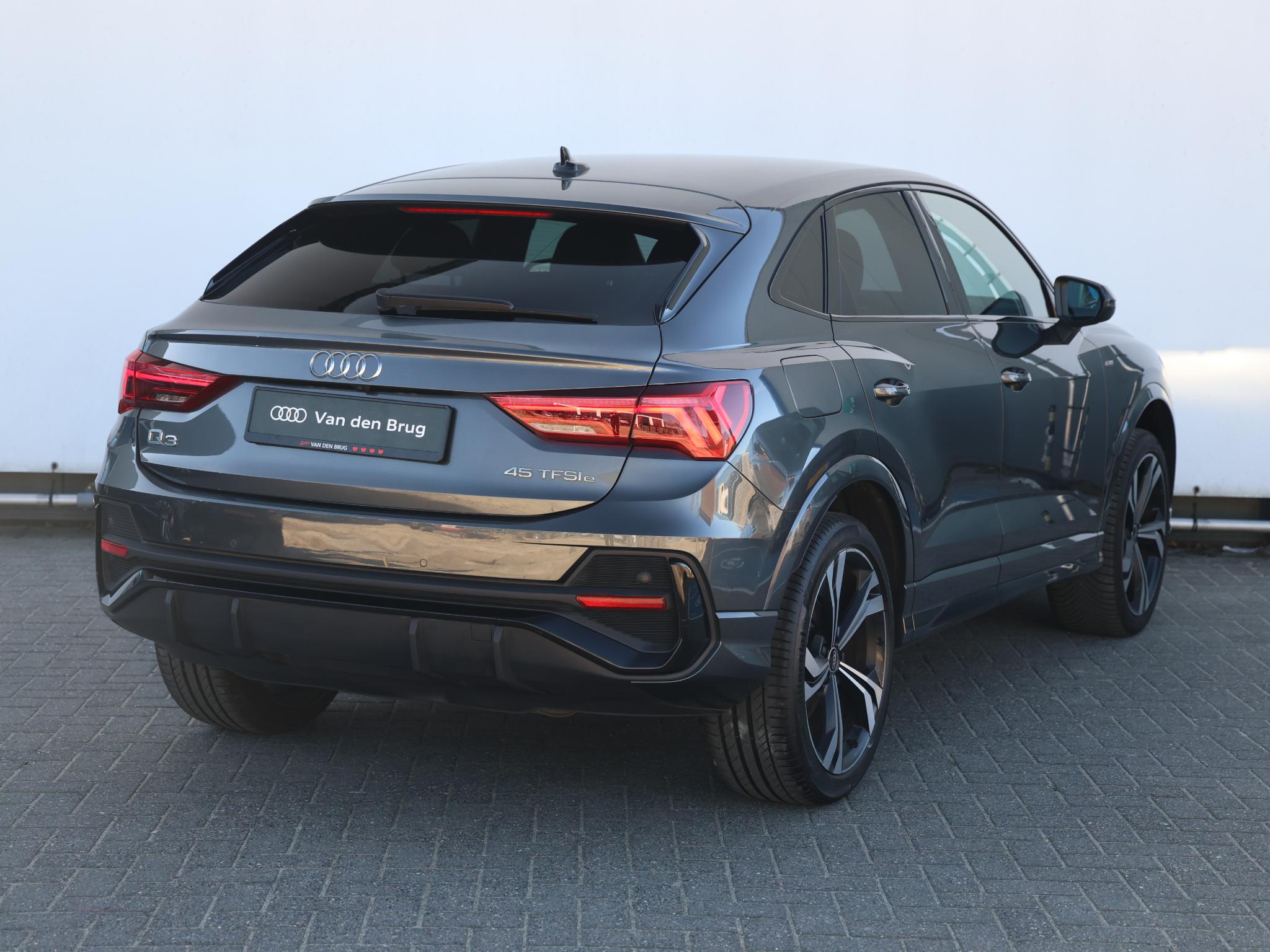 Audi Q3 Sportback 45 TFSI e Edition - Afbeelding 5