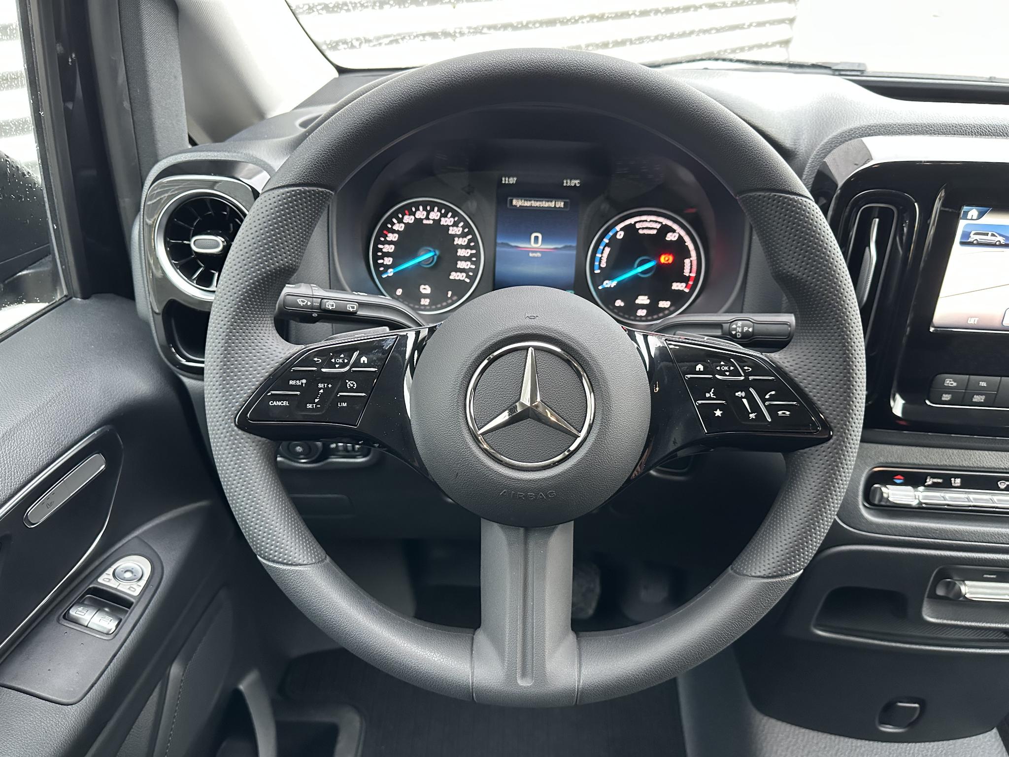 Mercedes-Benz eVito Tourer 129 PRO L3 90 kWh Full Options 8-Persoons - Afbeelding 5