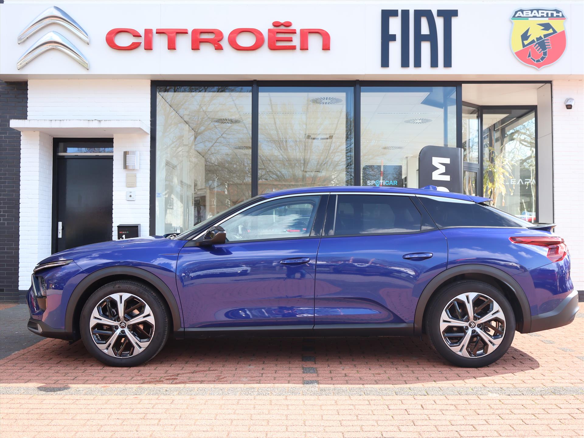 Citroën C5 X PureTech 130PK S&S EAT8 Automaat Feel, Rijklaarprijs | Adaptieve Cruise control | Navigatie | Stoelverwarming - Afbeelding 3