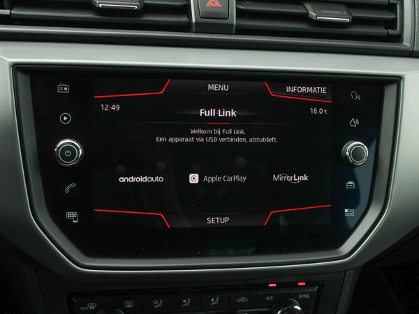 Apple Carplay & Android Auto Apple Carplay & Android Auto