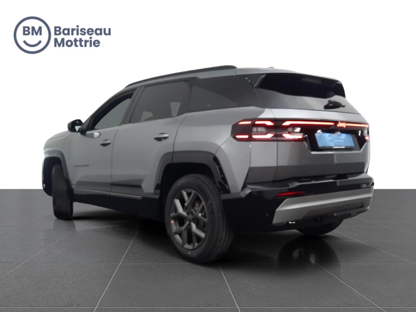 Jeep Compass Summit - Image 4