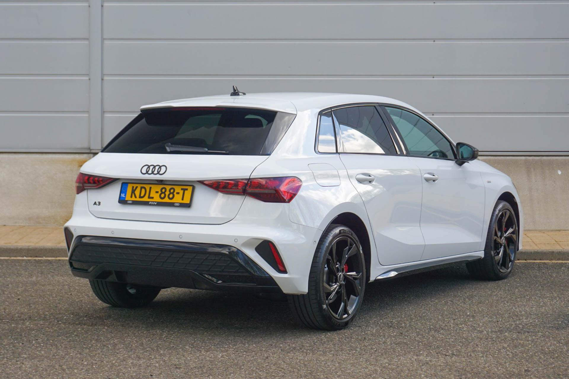 Audi A3 Sportback 45 TFSIe 272pk S Edition Competition - Afbeelding 2