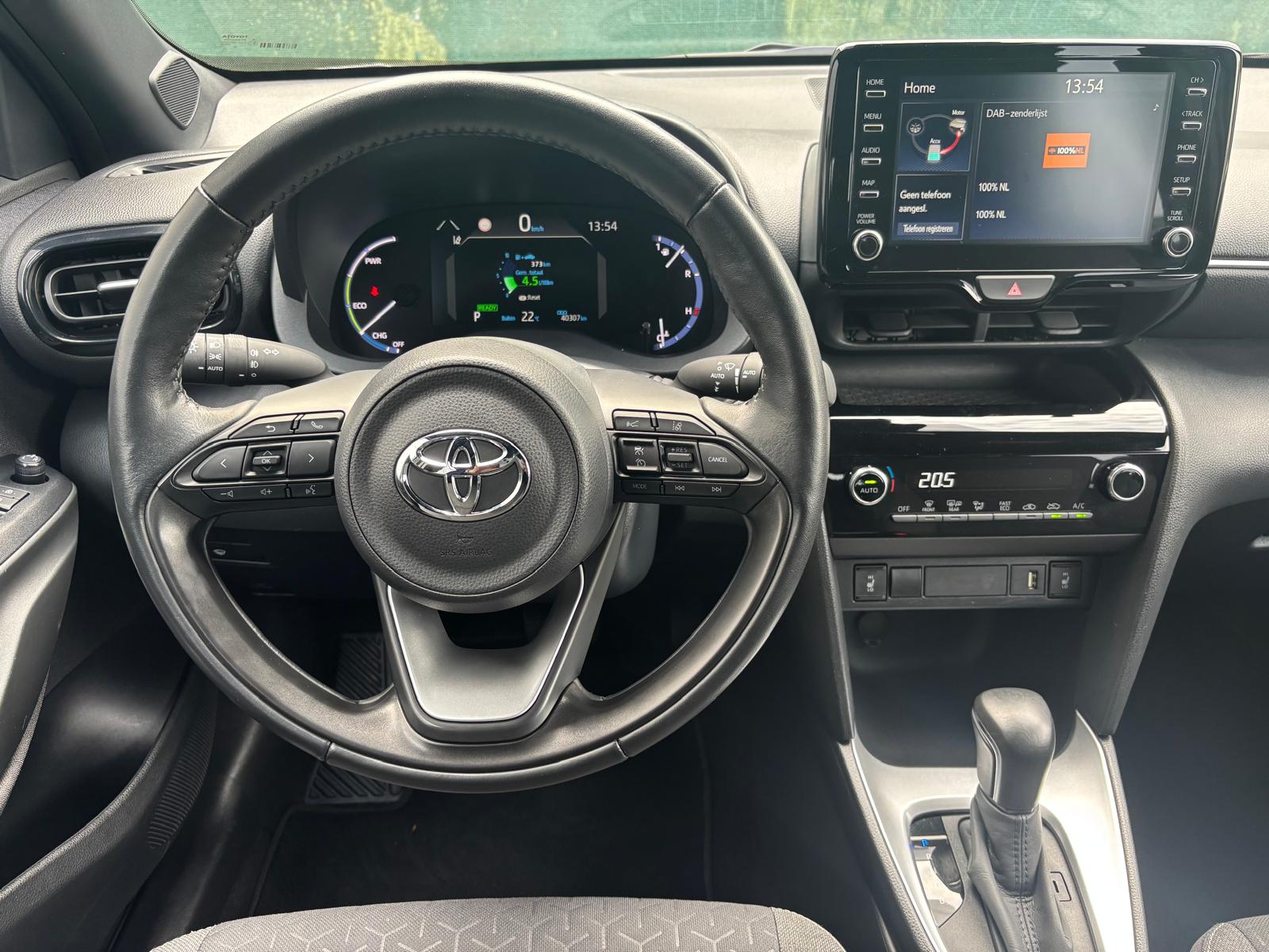 Toyota Yaris Cross 1.5 Hybrid Dynamic Limited Stuur + Stoelverw. + parkeersensoren v+a - Afbeelding 4