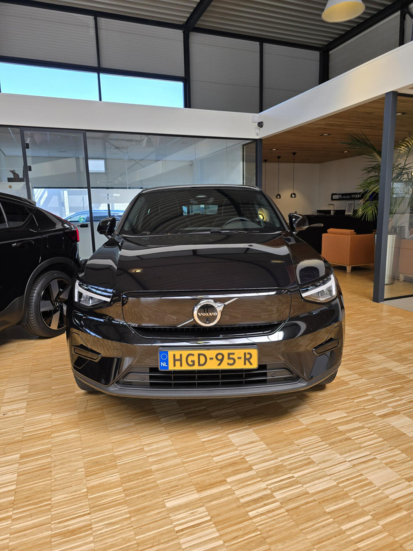 Volvo EC40 Single Motor Extended Range Plus 82 kWh - Afbeelding 3