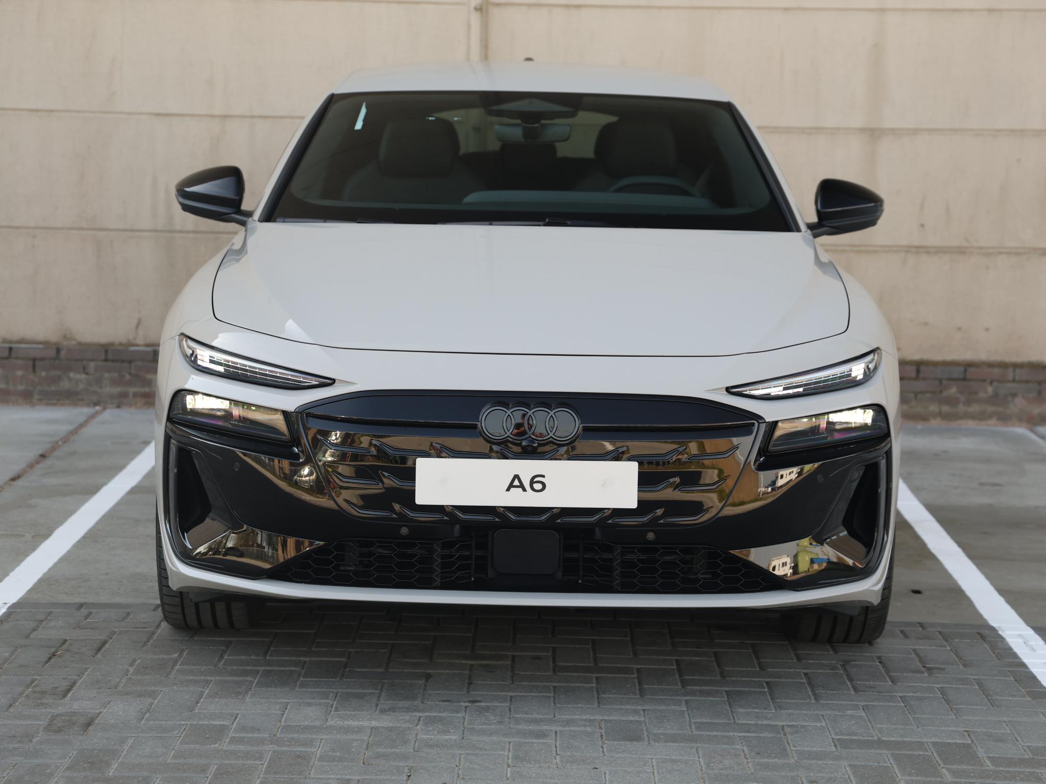 Audi A6 Avant e-tron S edition 83 kWh 210 kW | 286 PK Avant - Afbeelding 4