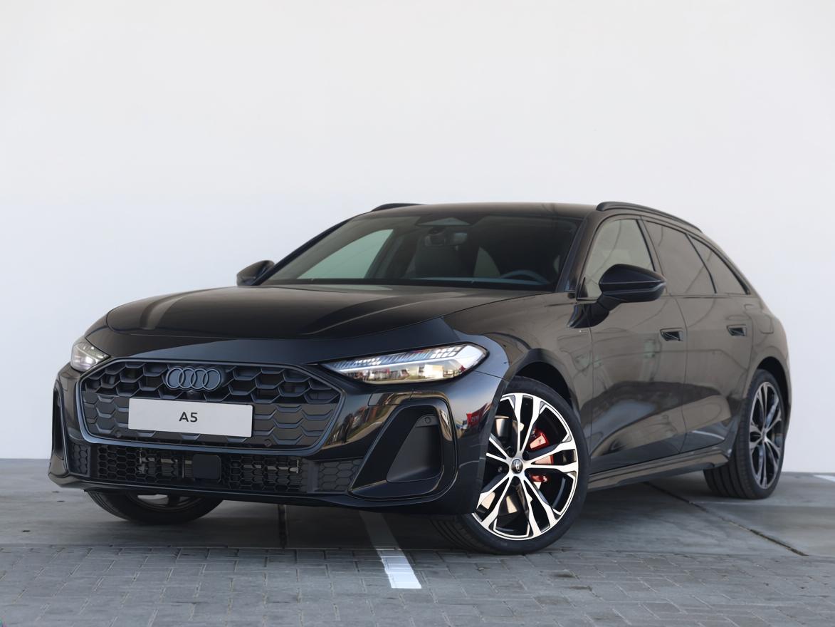Audi A5 AVANT S edition e-hybrid 220 kW / 299 PK