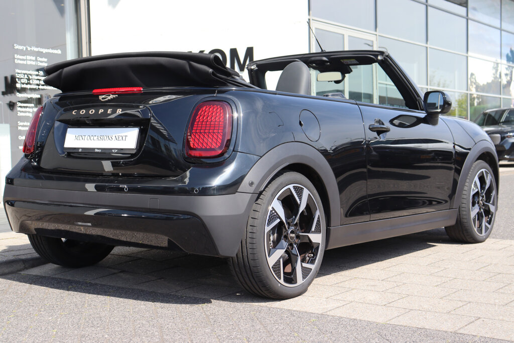 MINI Cooper Cabrio 8