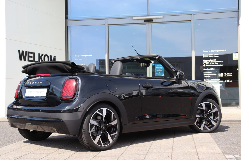 MINI Cooper Cabrio 11