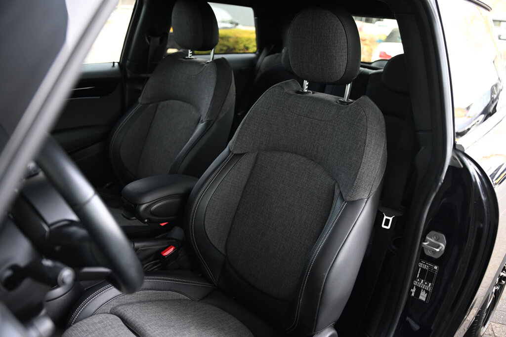 MINI Cooper 4