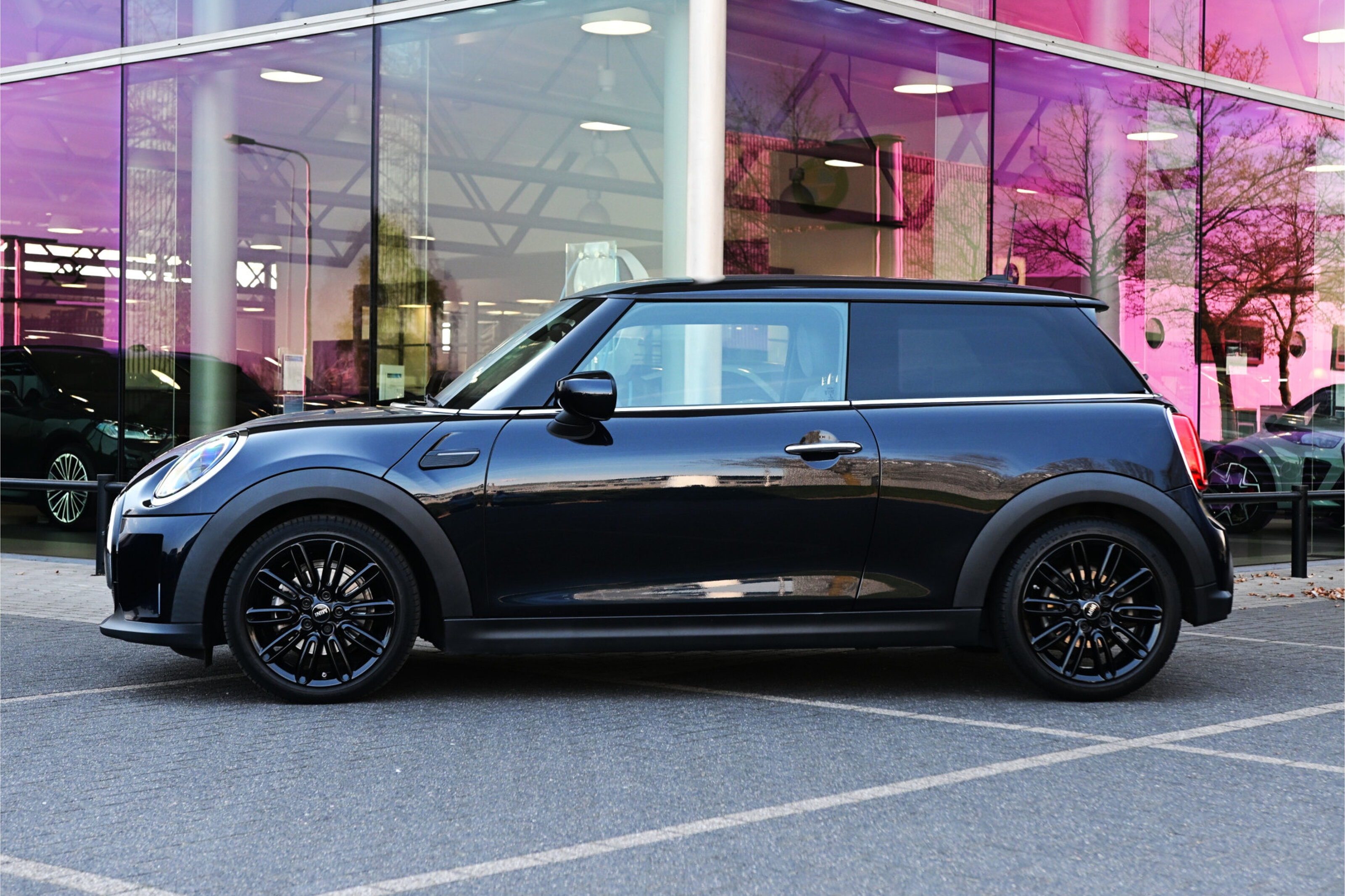 MINI Cooper Hatchback Classic