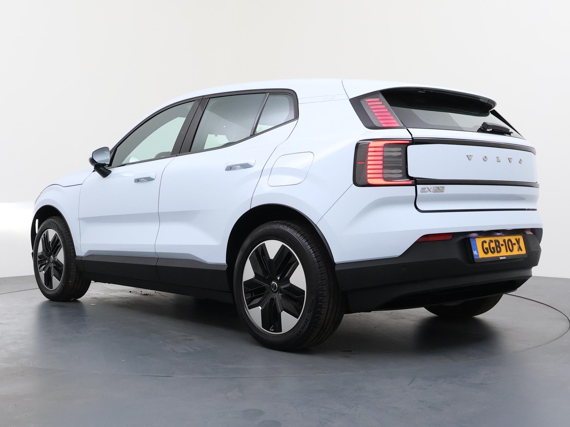 Volvo EX30 Single Motor Extended Range Core 69 kWh - Afbeelding 3