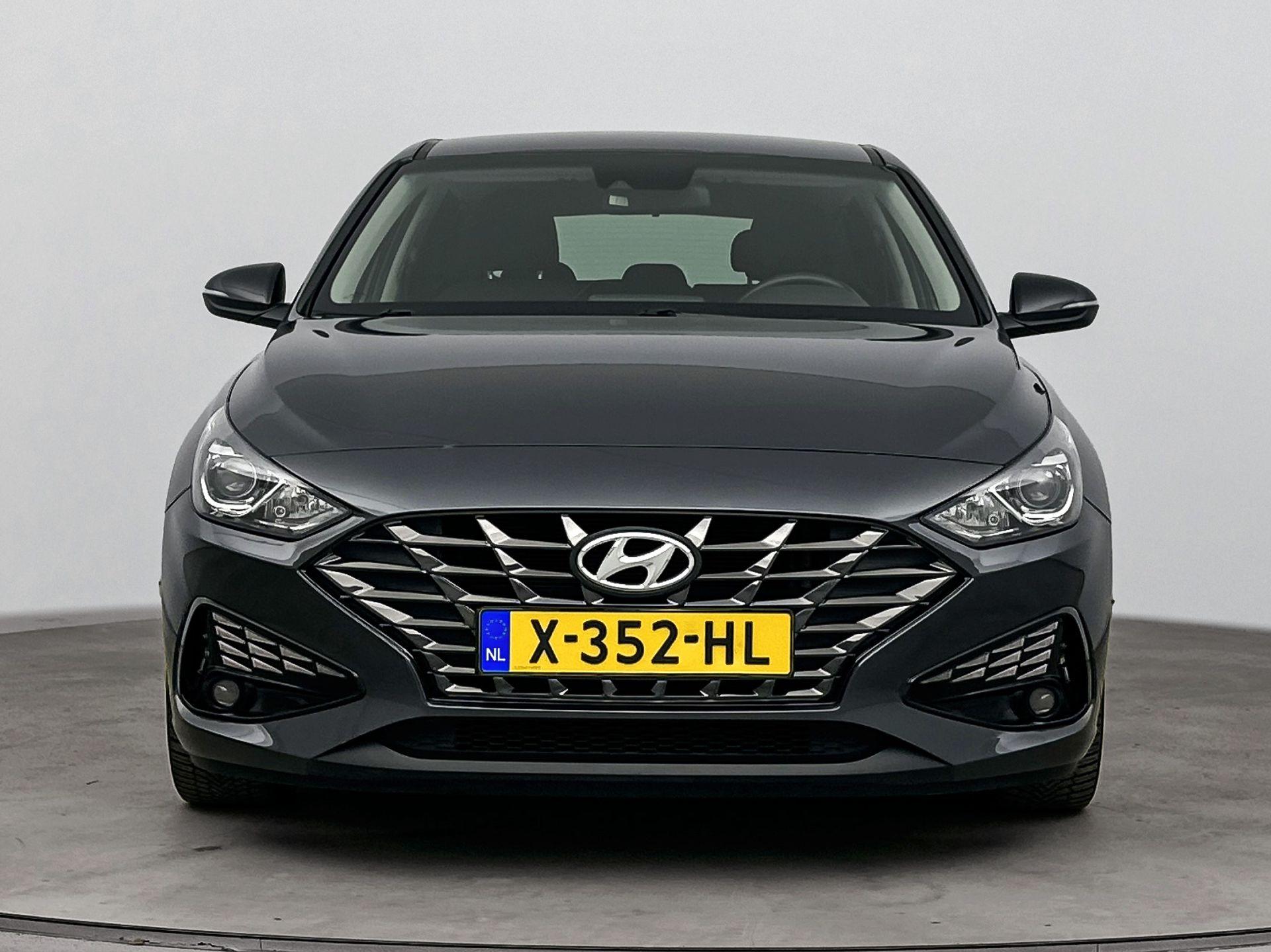 Hyundai i30 1.0 T-GDi MHEV Comfort Aut. - Afbeelding 4