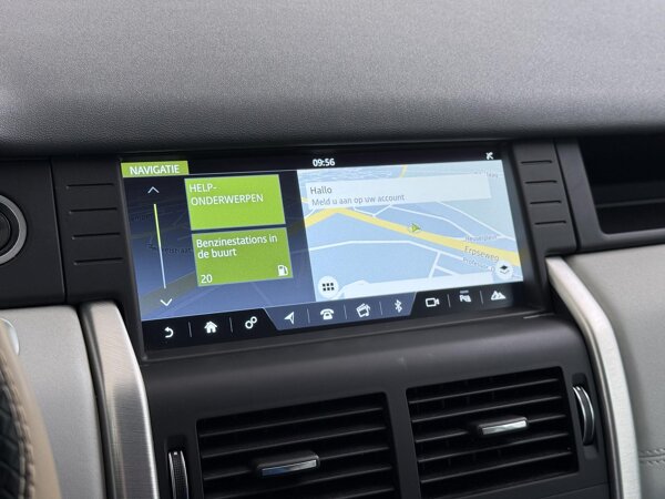 Navigation Pro navigatiesysteem, inclusief SSD audioserver (met capaciteit voor circa 10 CD's)