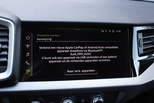 Apple Carplay/Android Auto